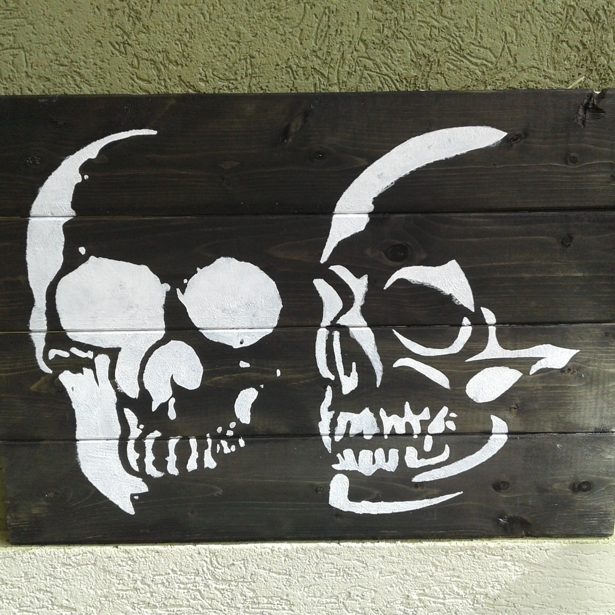 Graffiti Spray Paint Stencil Skull' Photographic Print - lineartestpilot