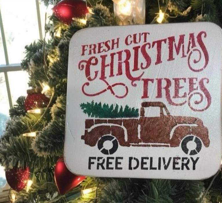 Fresh Cut Christmas Trees Holiday Décor