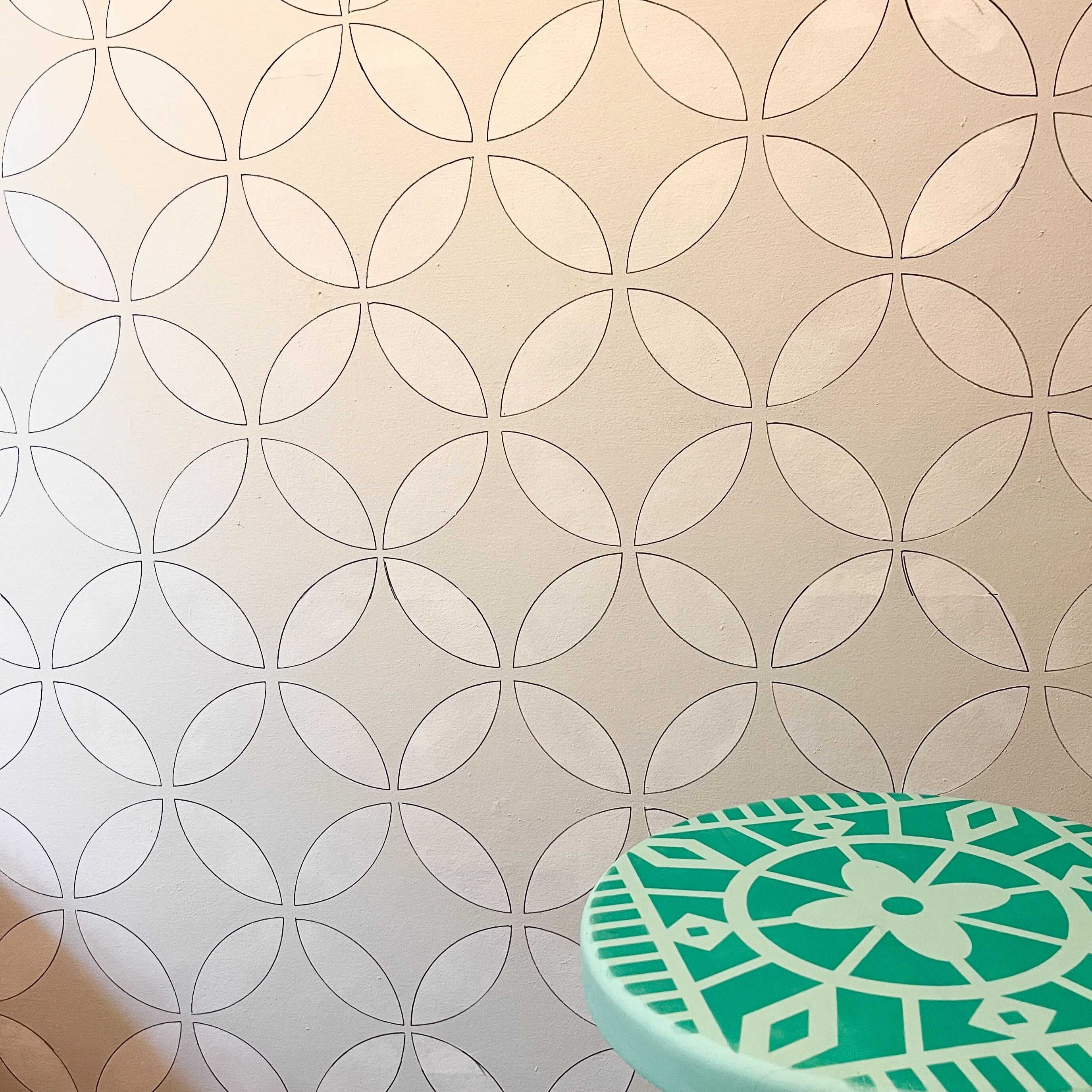 geometric pattern stencil