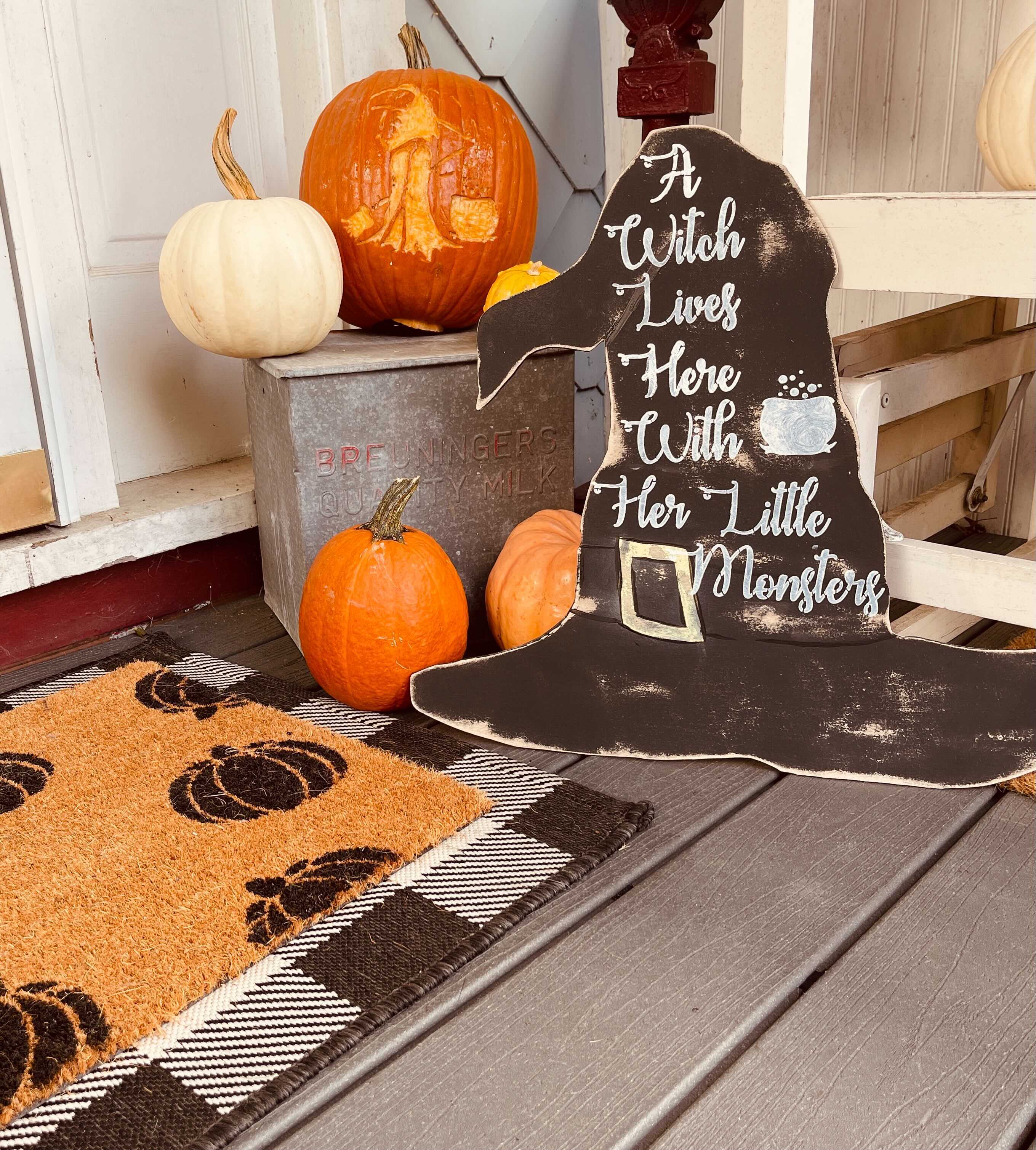 witch lives here stencil