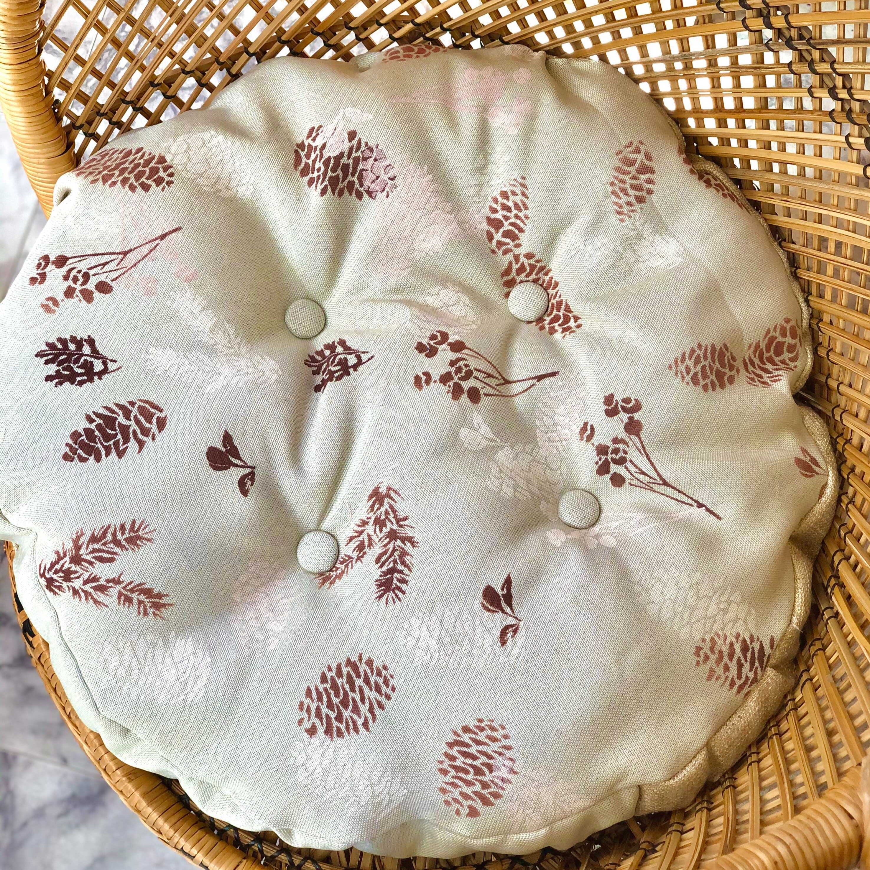 pine cone designed chair pillow